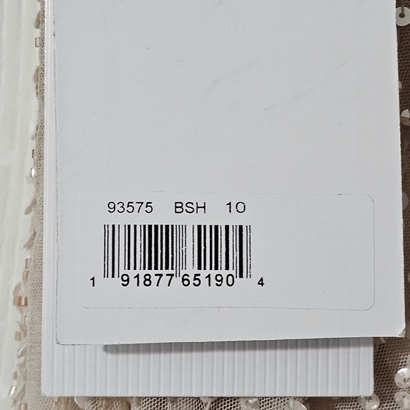 MAC DUGGAL size 10  EMBELLISHED WRAP OVER CAP SLEEVE A-LINE GOWN Dress - Picture 6 of 9